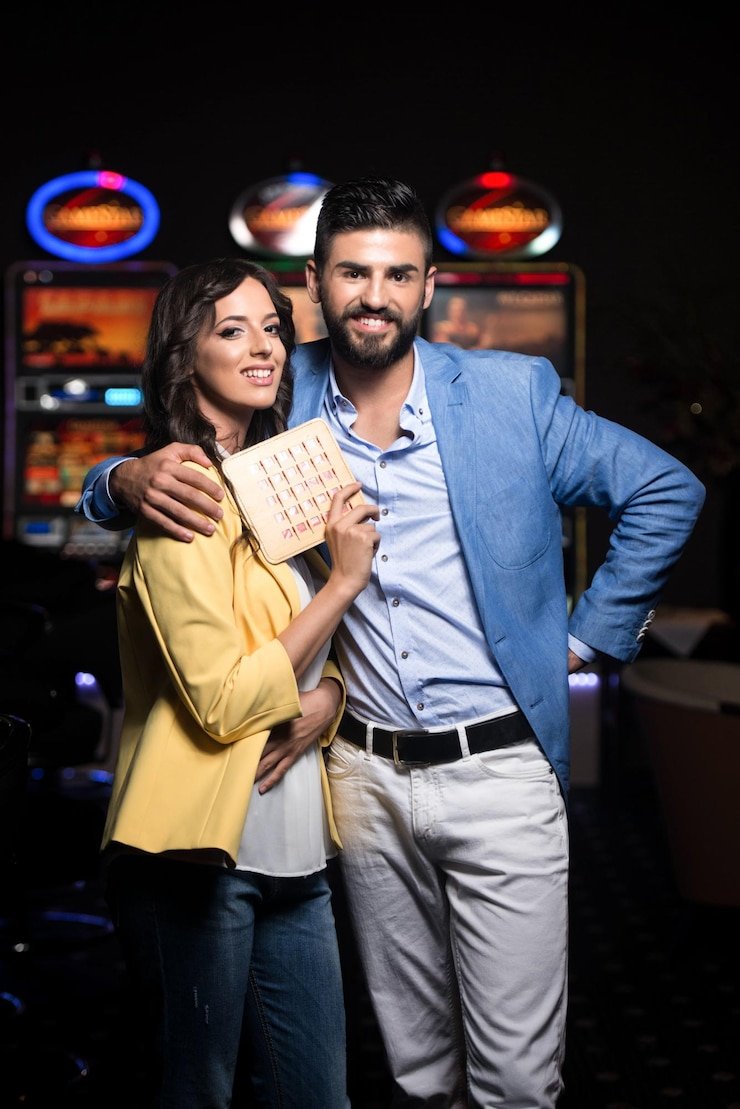 Visualisasi pilihan taruhan dan live casino yang tersedia di doratoto platform hiburan